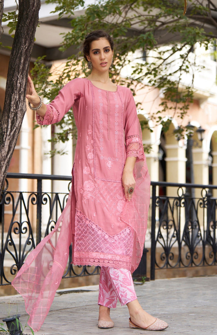 Shonak Pink Embroidery Suit Set