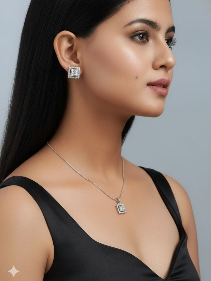 Shama Diamond Earing & Pendant Set