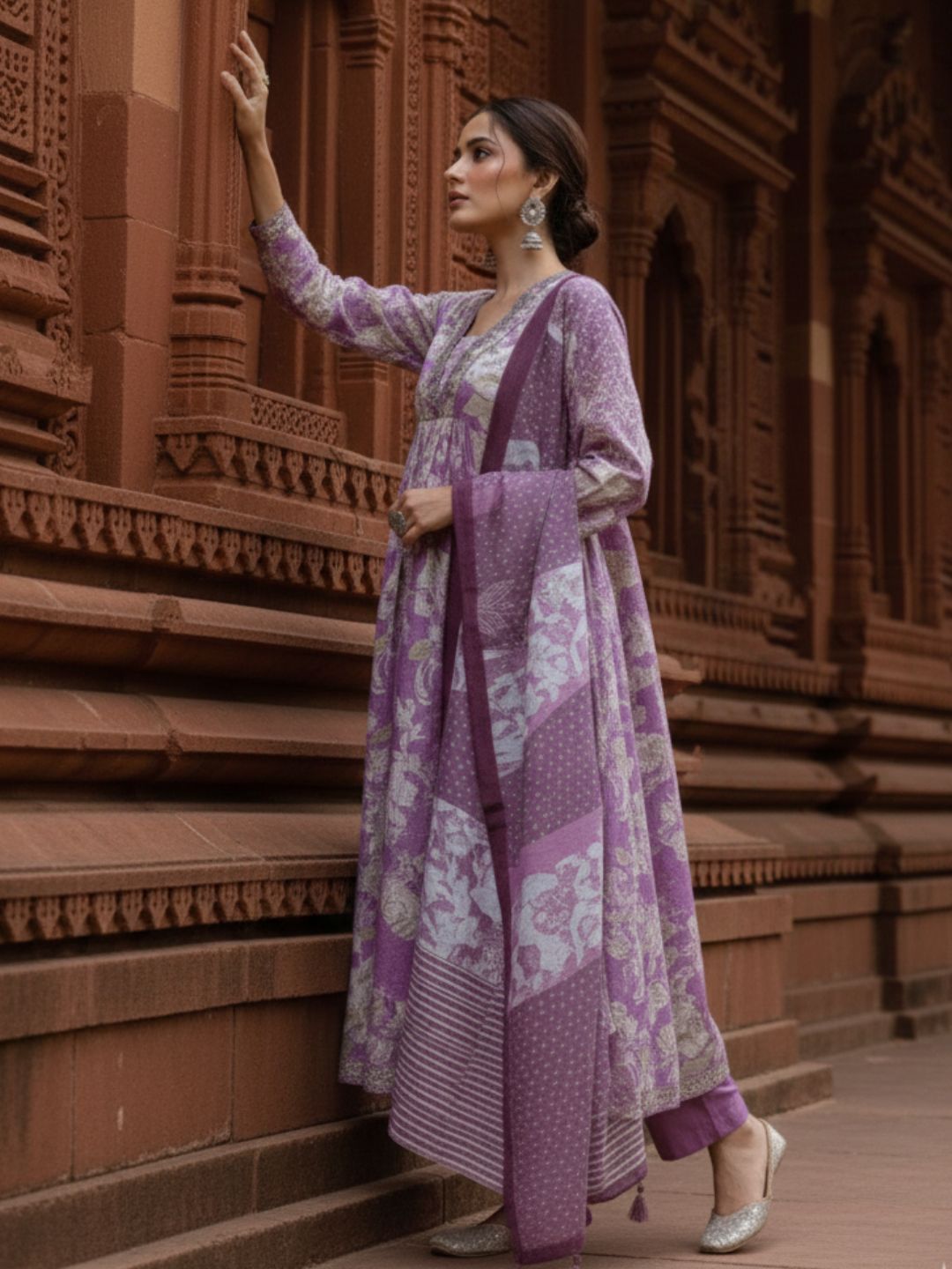 Tejaswi Lilac Floral Suit Set