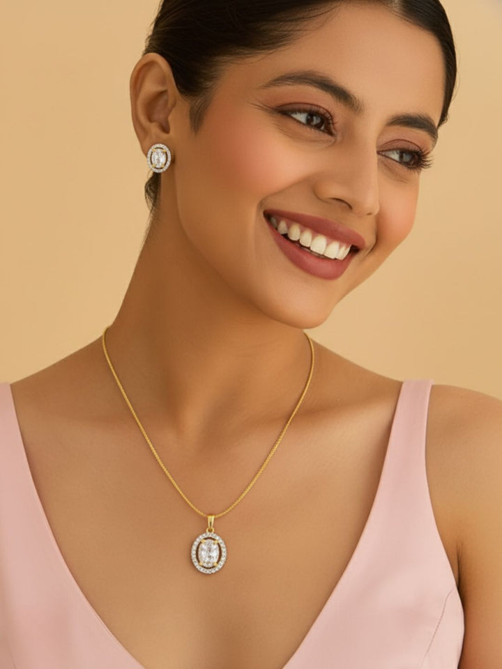 Antaara diamond earing & pendant stud