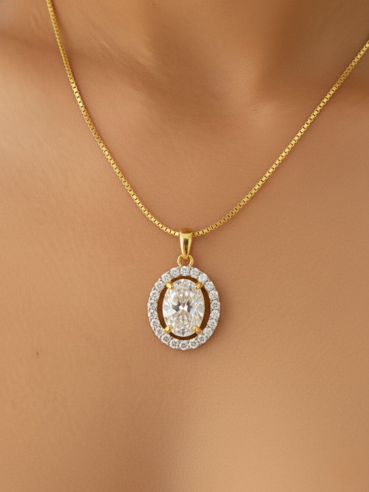 Antaara diamond earing & pendant stud