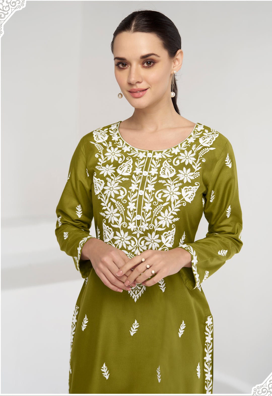 Chetna Olive Embroidery Kurta