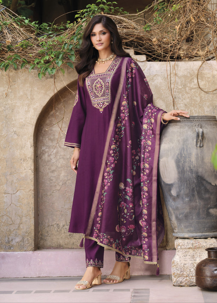 Falaknama Orchid Full Work Suit Set