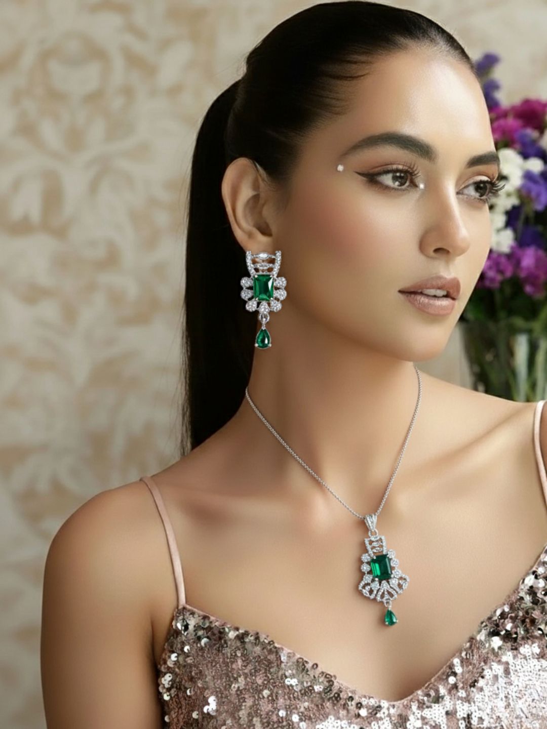 Savana Diamond Earing & Pendant Set