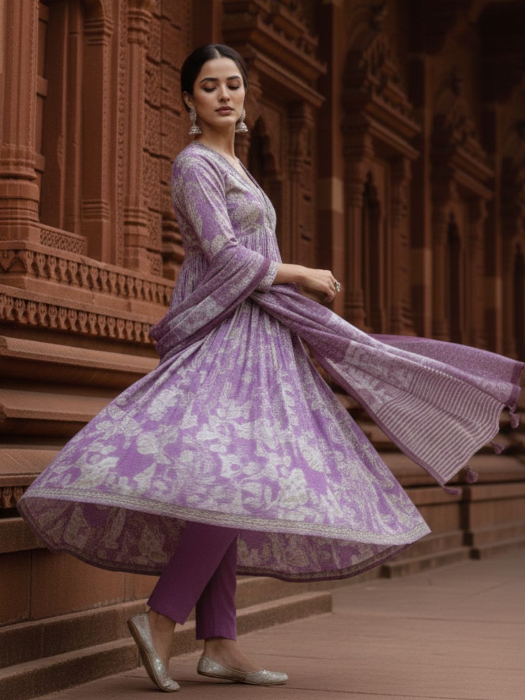 Tejaswi Lilac Floral Suit Set