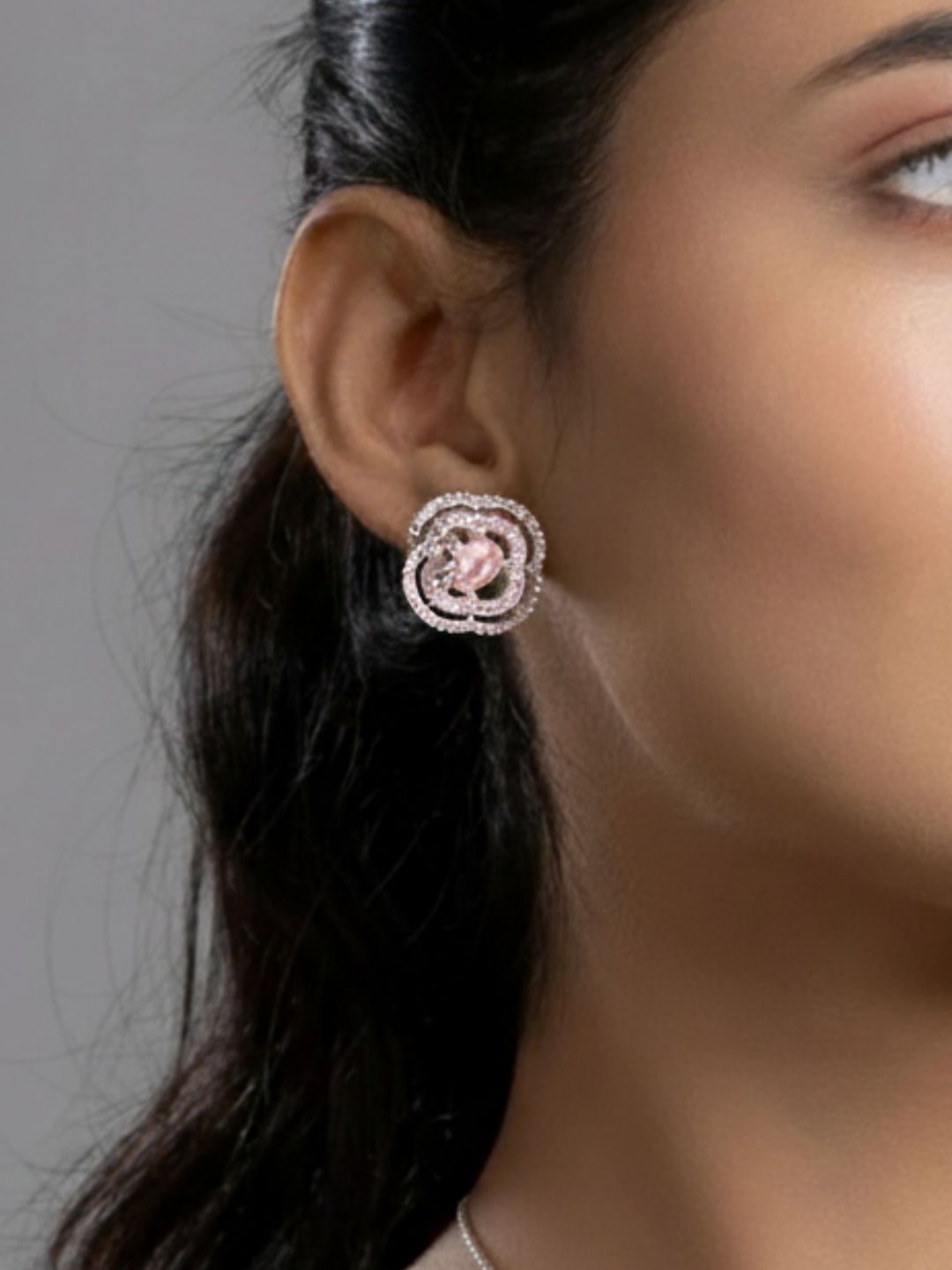 Savana Diamond Earing & Pendant Set