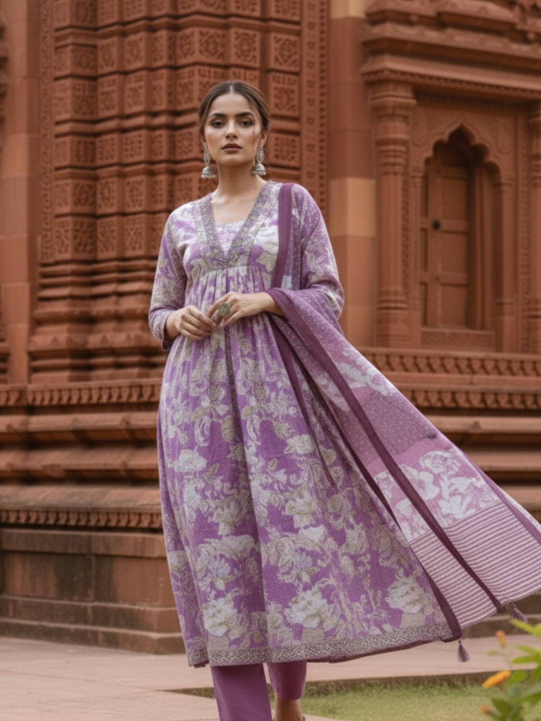 Tejaswi Lilac Floral Suit Set