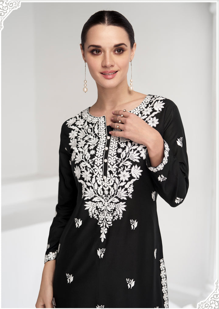 Chetna Swish Embroidery Kurta