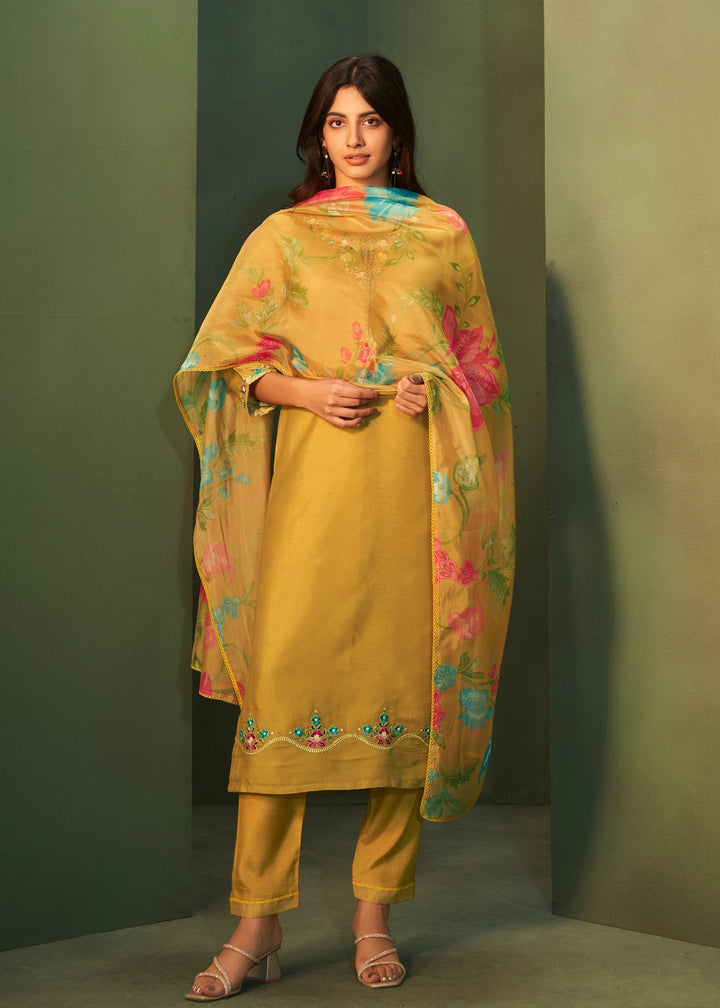 Kajal Amber Full Work Suit Set