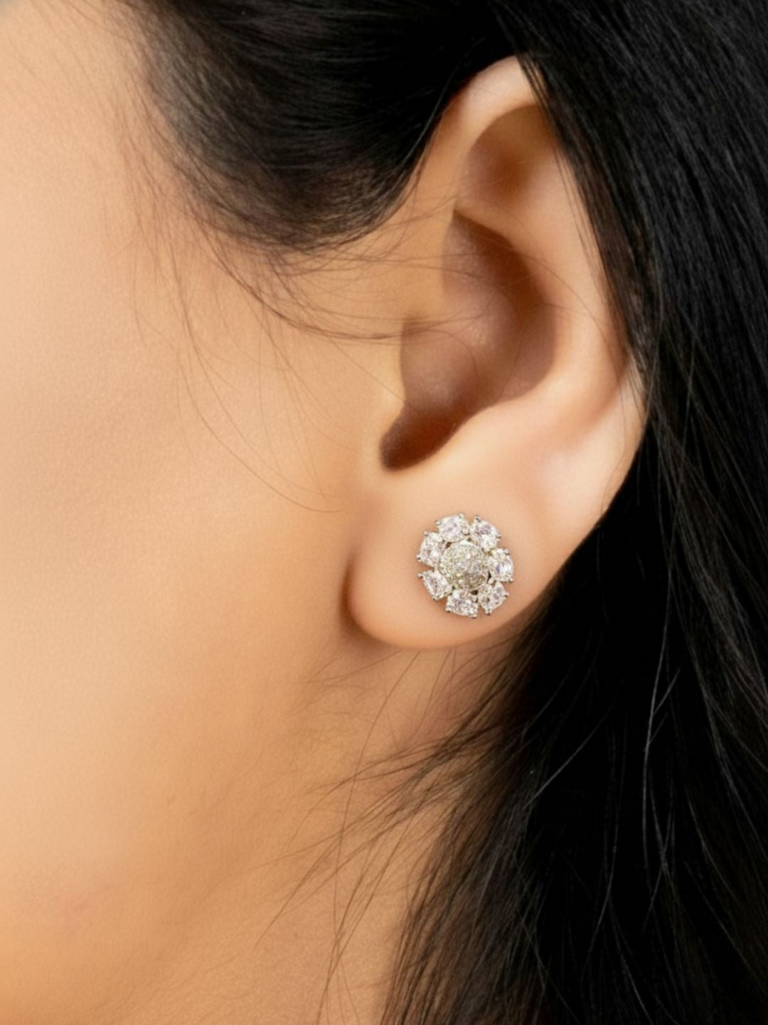 Savana Diamond Earing & Pendant Set