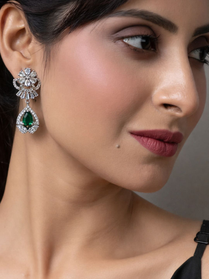 Alankrita Diamond Earings