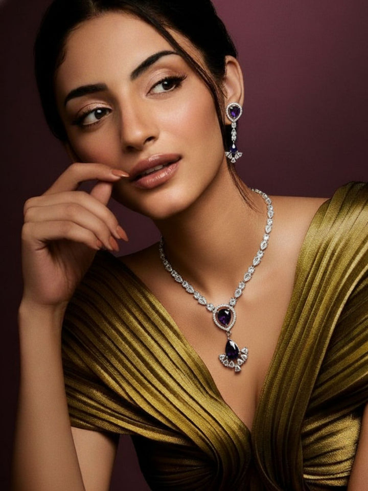 Antaara Diamond Necklace with Earings set