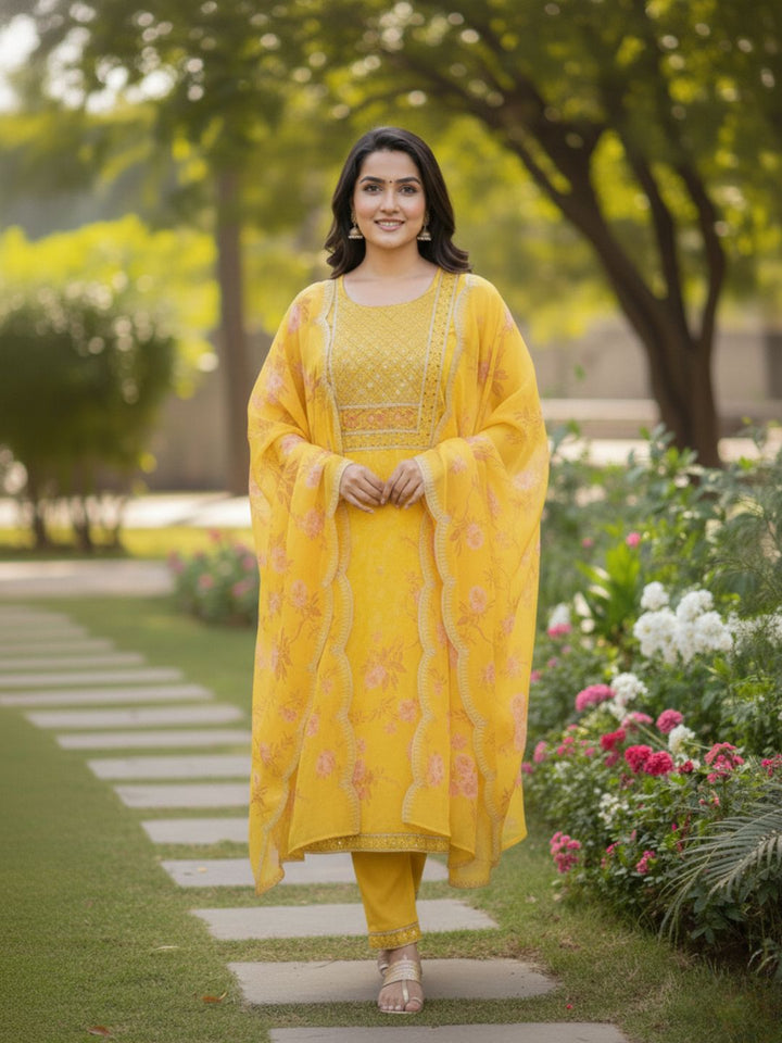 Gunjan Sunflower Cotton Suit Set