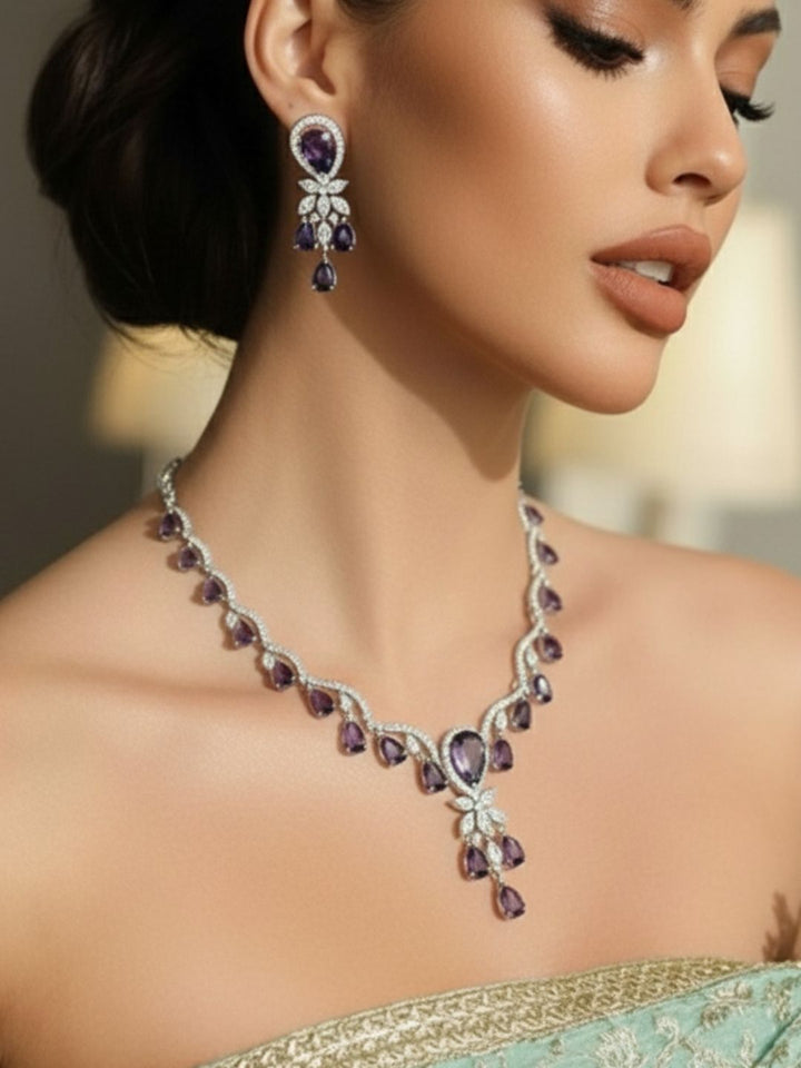 Antaara Diamond Necklace with Earings