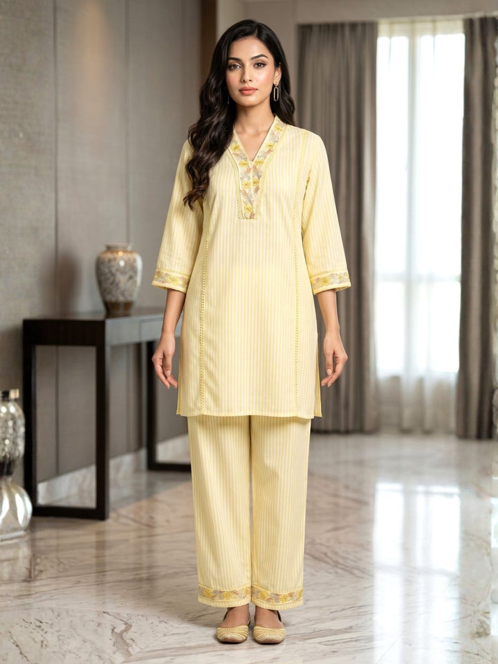ITI DAFFODIL COTTON KURTA PANT SET