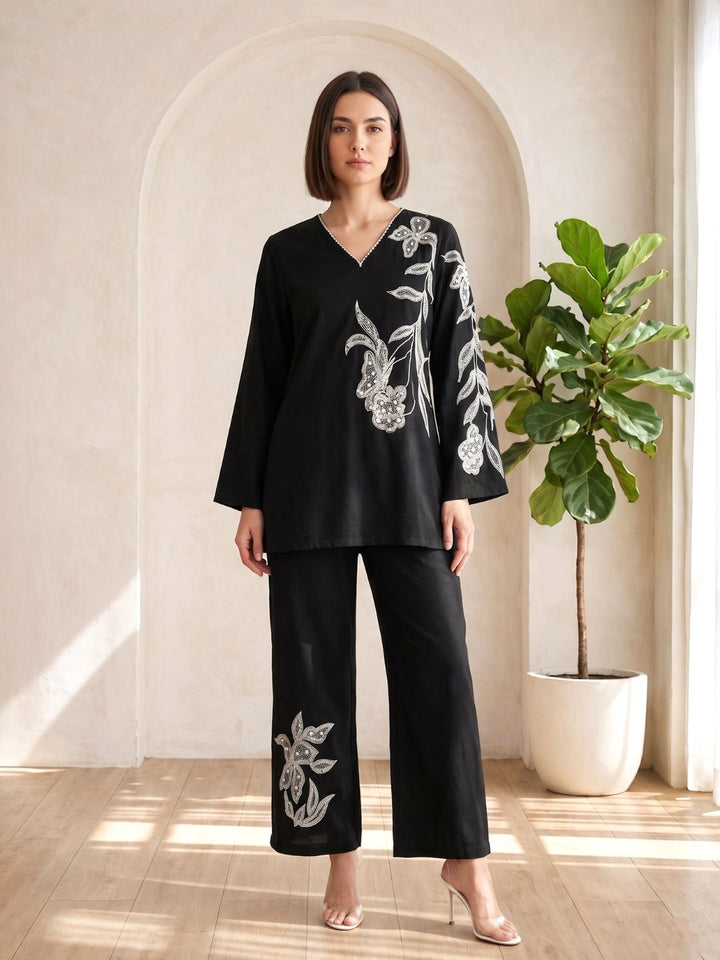 Tashvika ebony embroidered Co-ord Set