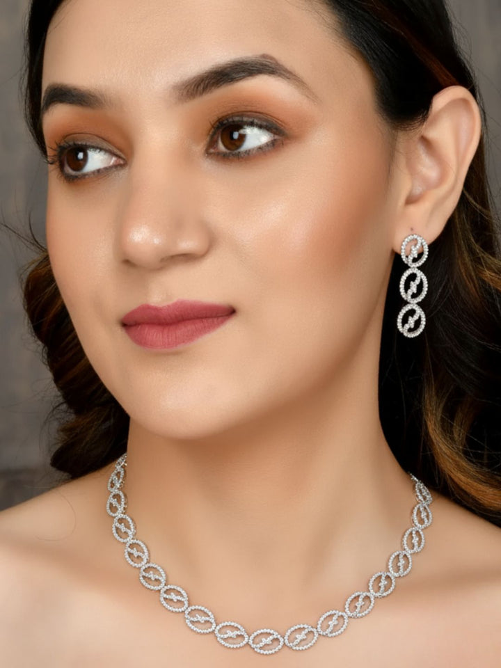 Antaara Diamond Necklace with Earings