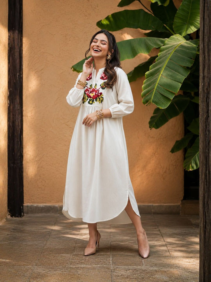 Ivanka parch embroidery cotton dress