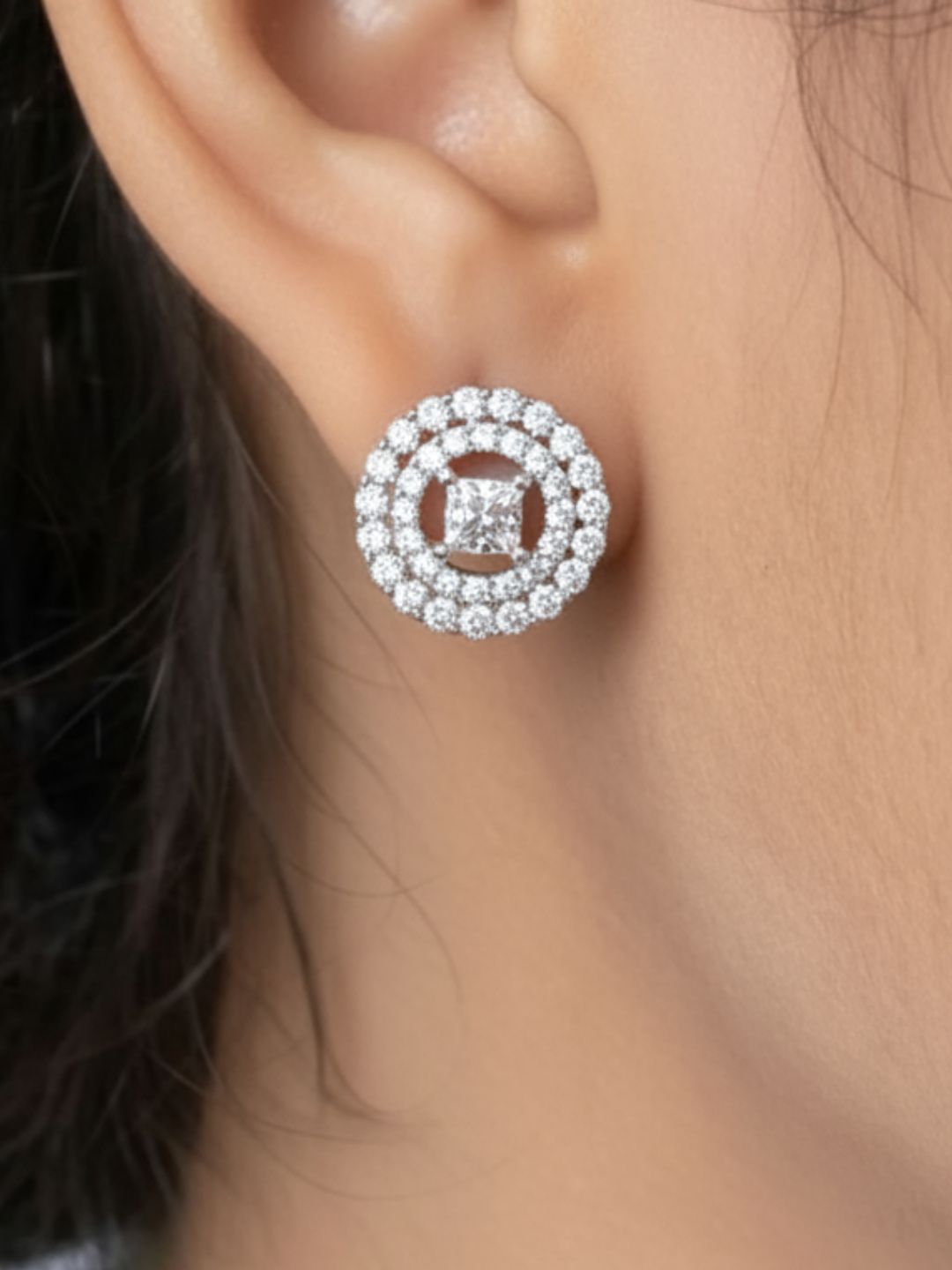 Savana Diamond Earing & Pendant Set