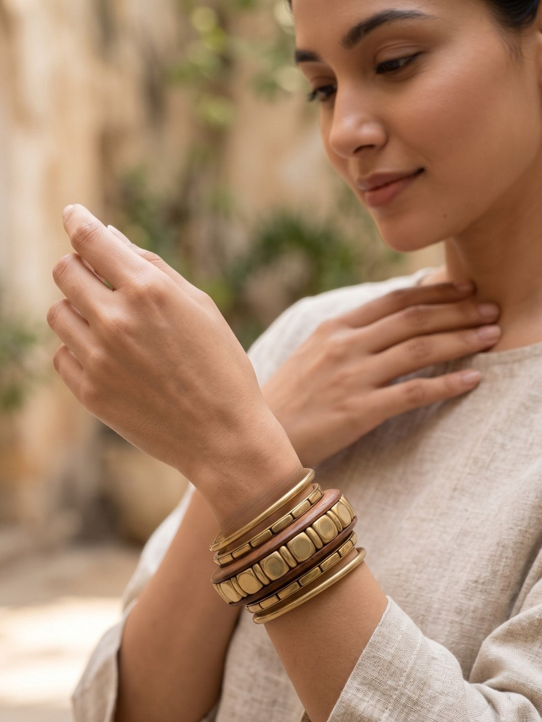 Golden Panel Bangle Set