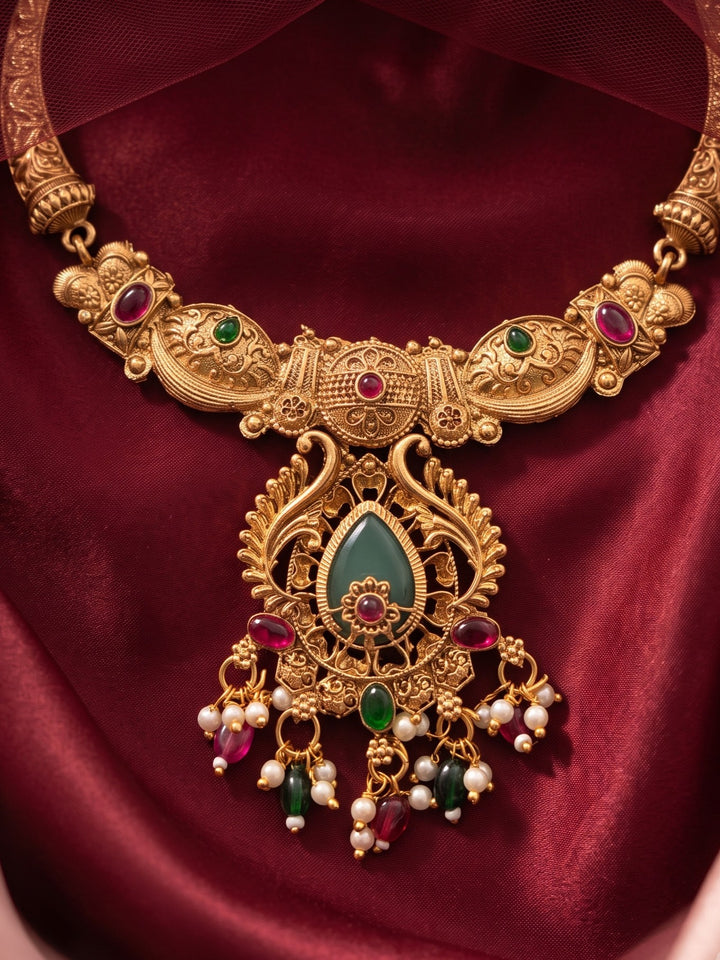Pushpika Emerald Antique Necklace Set