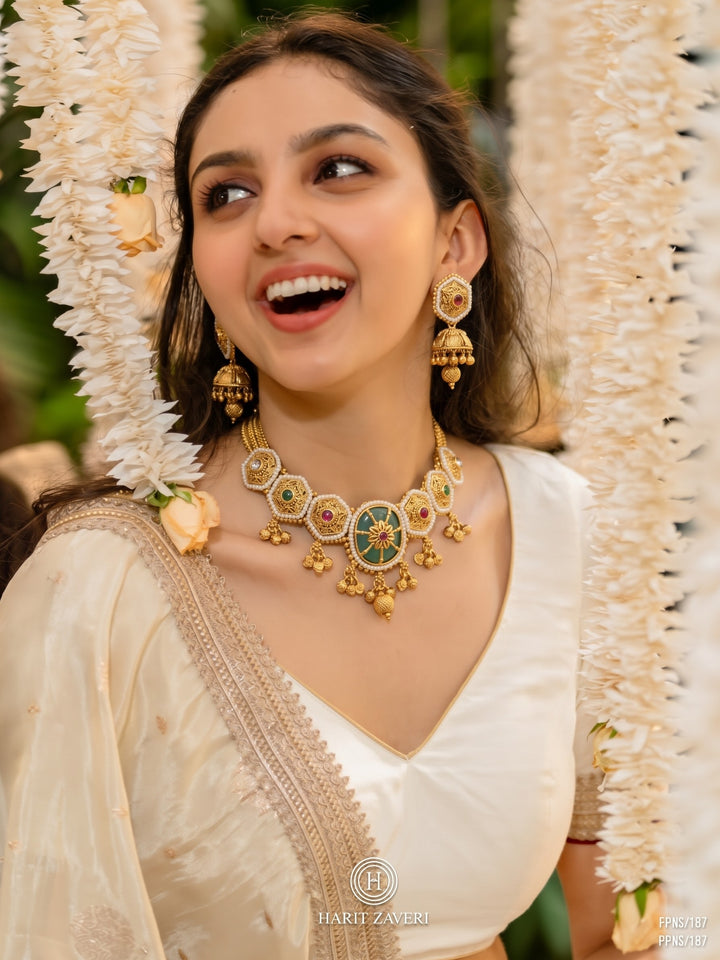 Laksmi Maharani Choker Necklace Set