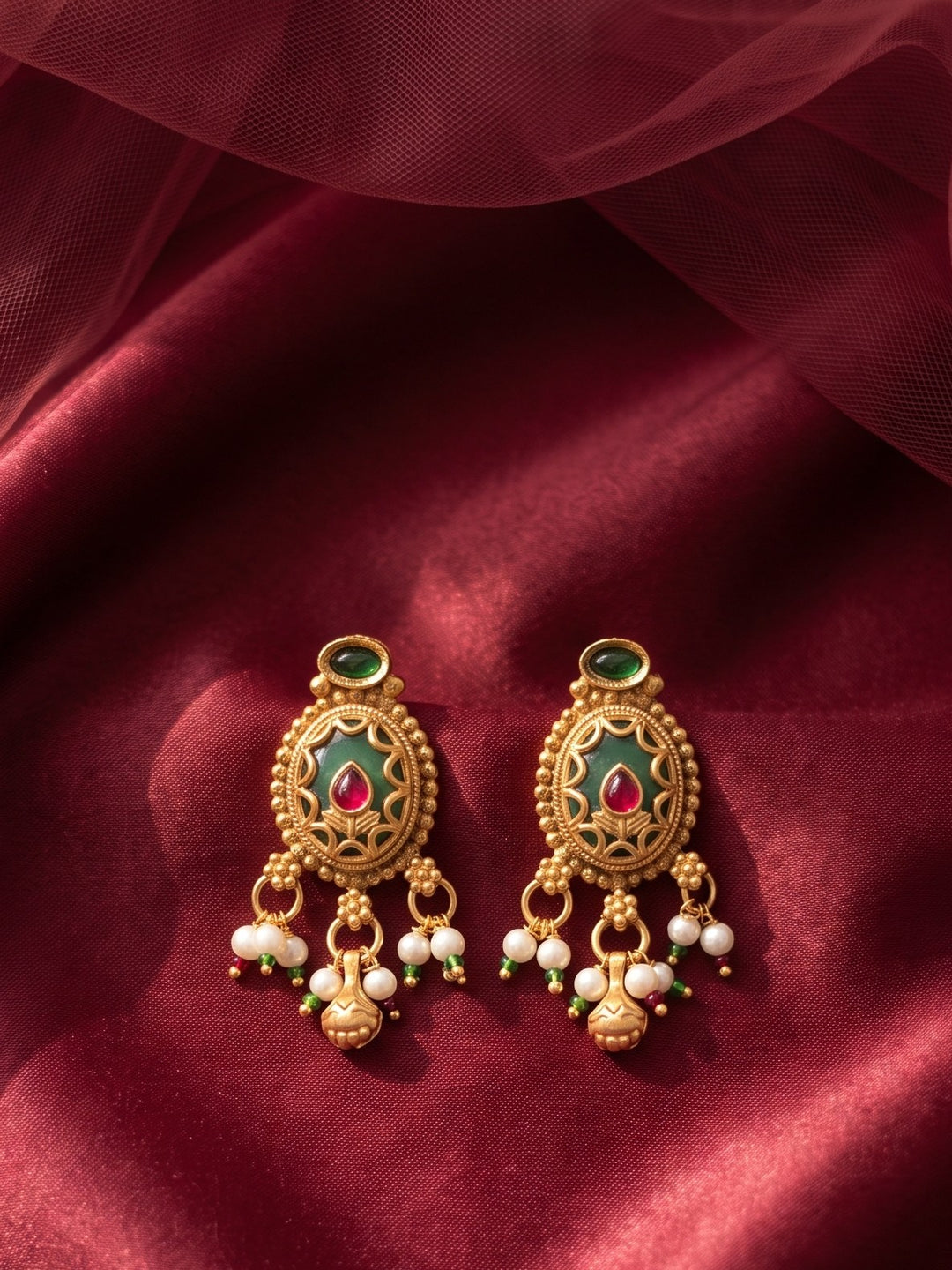 Pushpika Mayura Greenstone Necklace Set