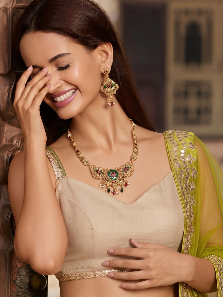 Pushpika MaharaniEmerald Necklace Set