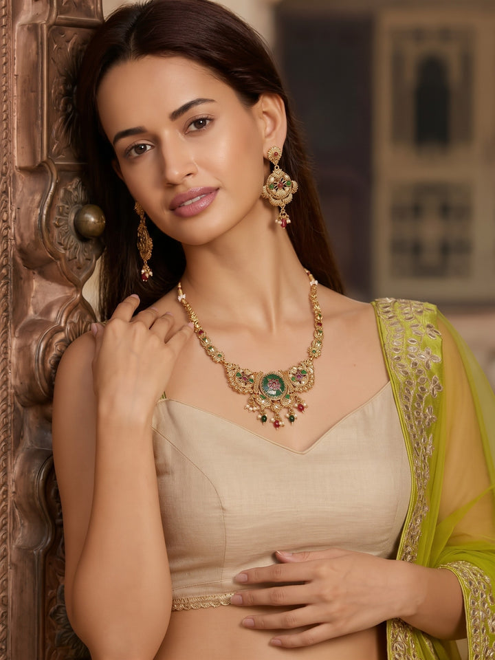 Pushpika MaharaniEmerald Necklace Set