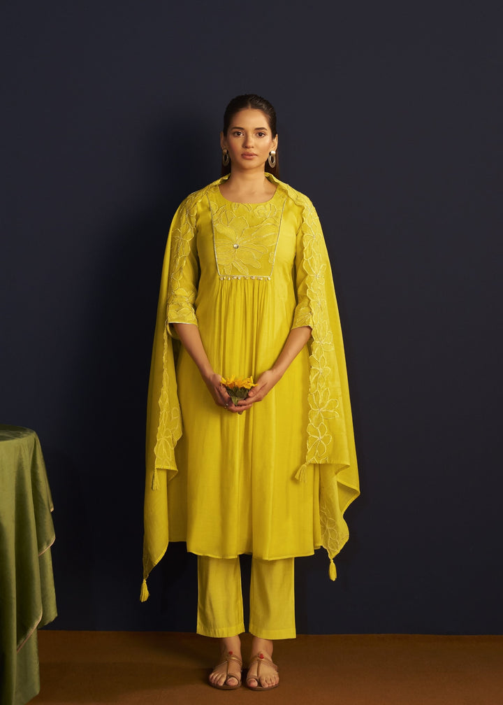 Miami Gold embroidery suit set