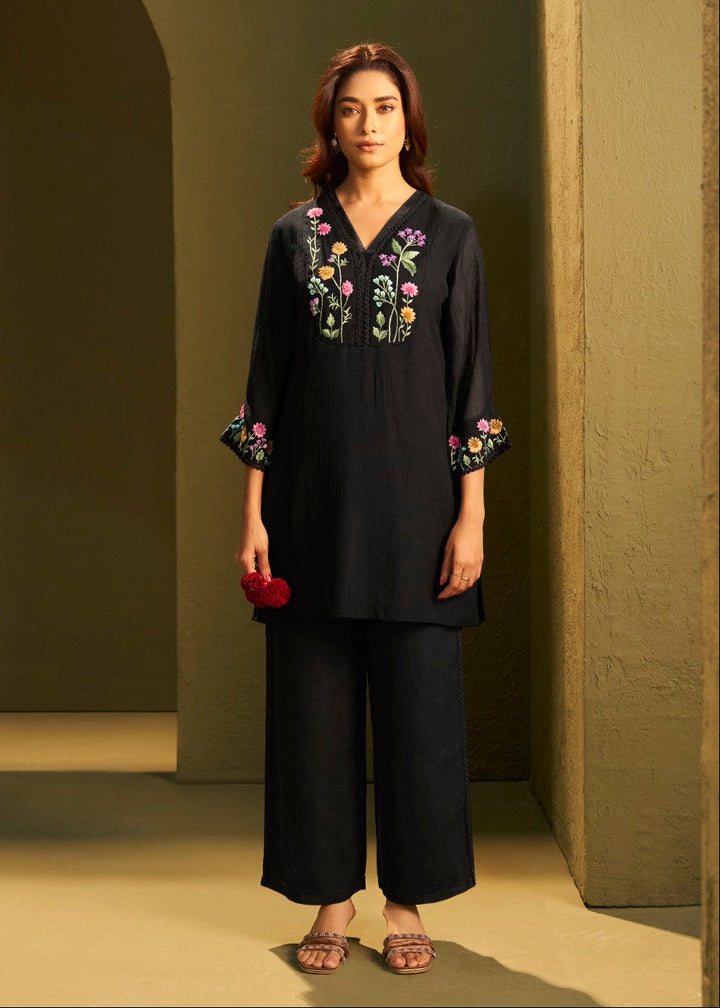 Itrh sable embroider co-ord set