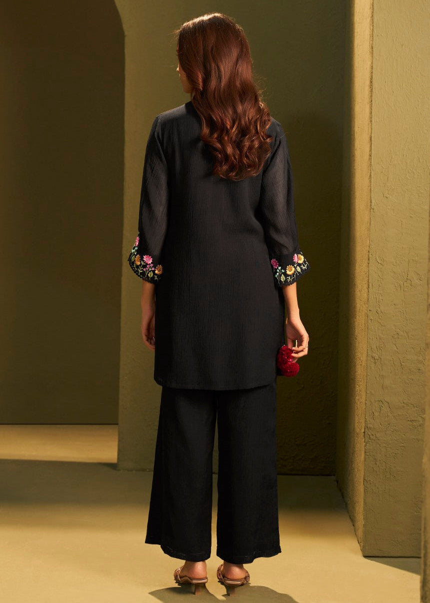 Itrh sable embroider co-ord set