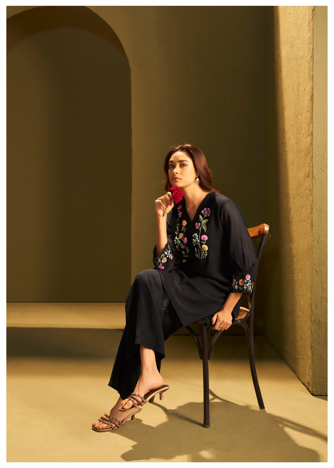 Itrh sable embroider co-ord set