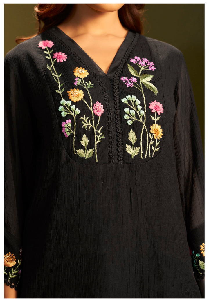 Itrh sable embroider co-ord set