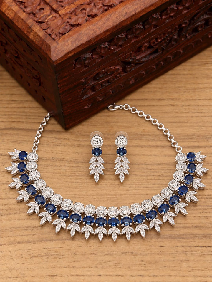 Meenakshi Emerald Noor Set