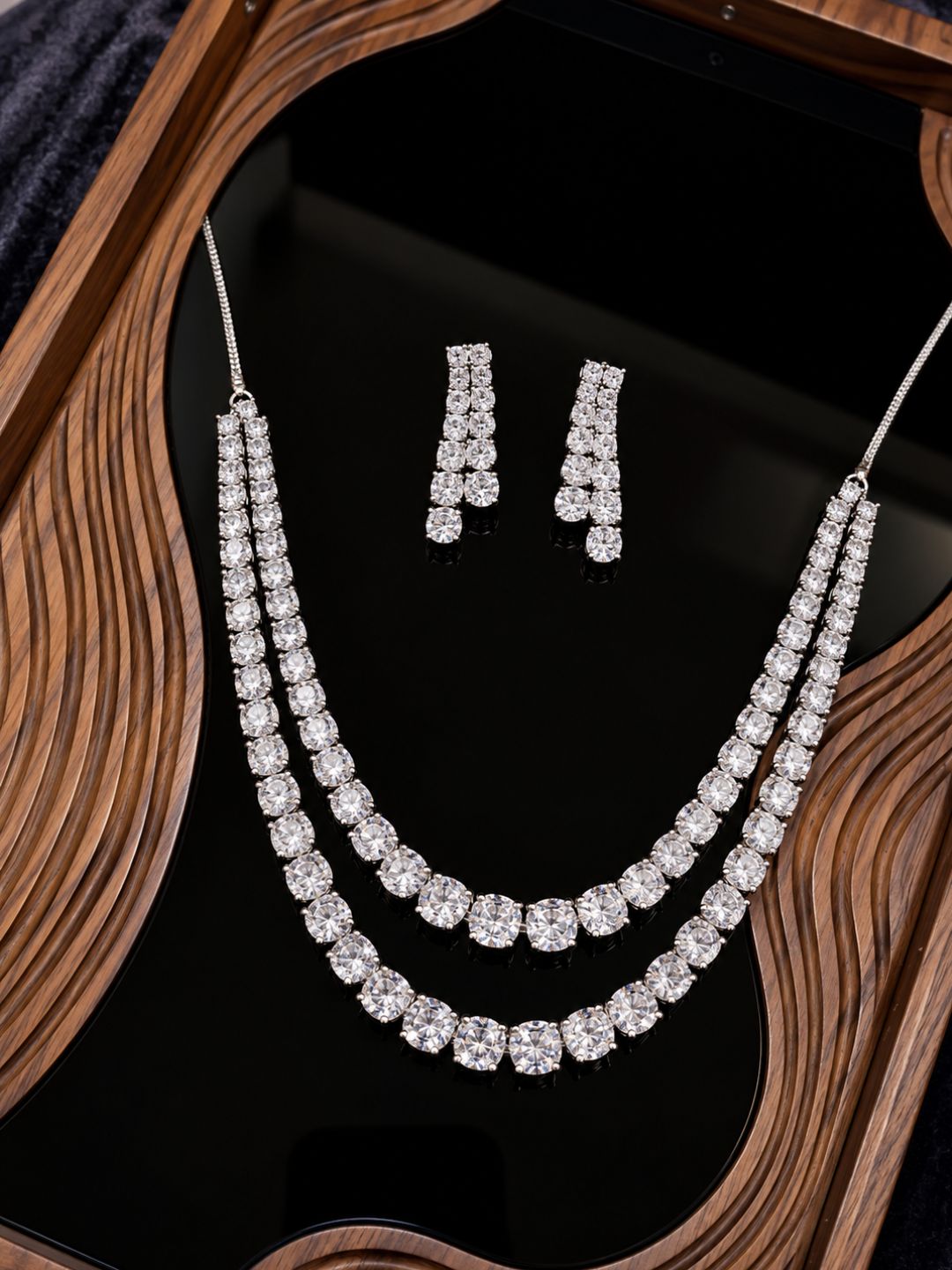 Zarika Noor Stone Set