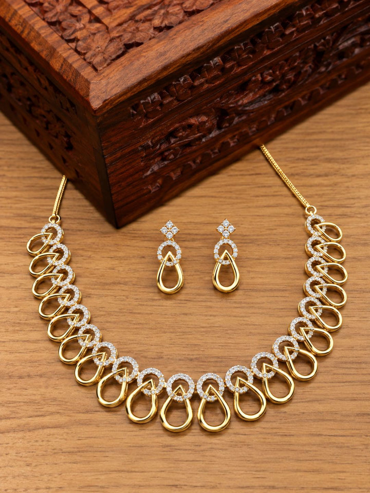 Meenakshi Royal Stone Set