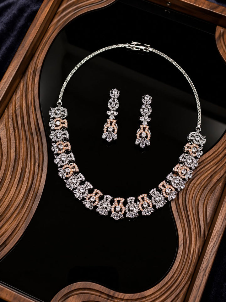 Meenakshi Spark Stone Set