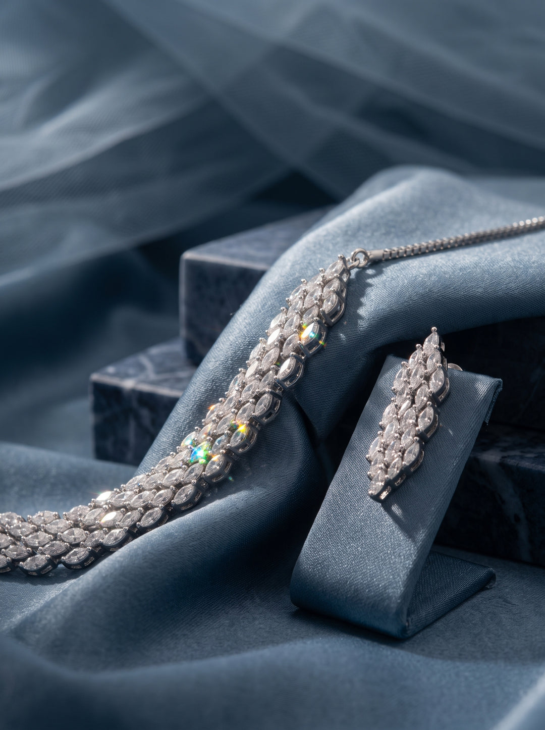Meenakshi Luxe Stone Set