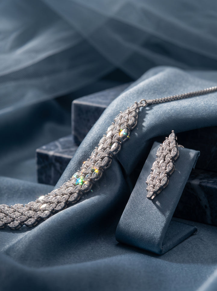 Meenakshi Luxe Stone Set