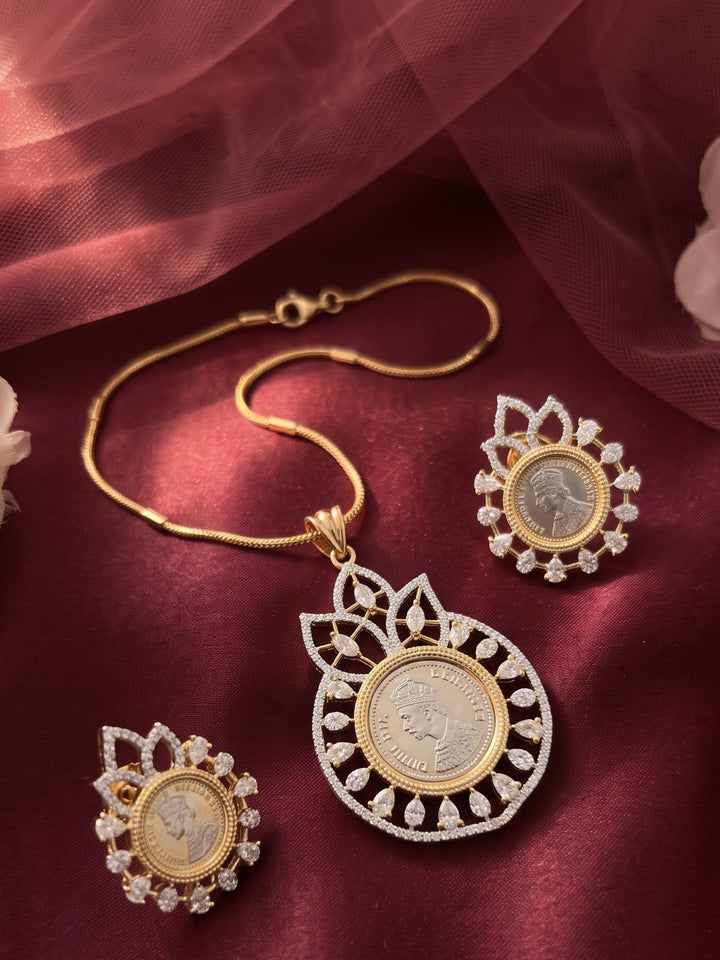 Zarika Ginni Pendant Set