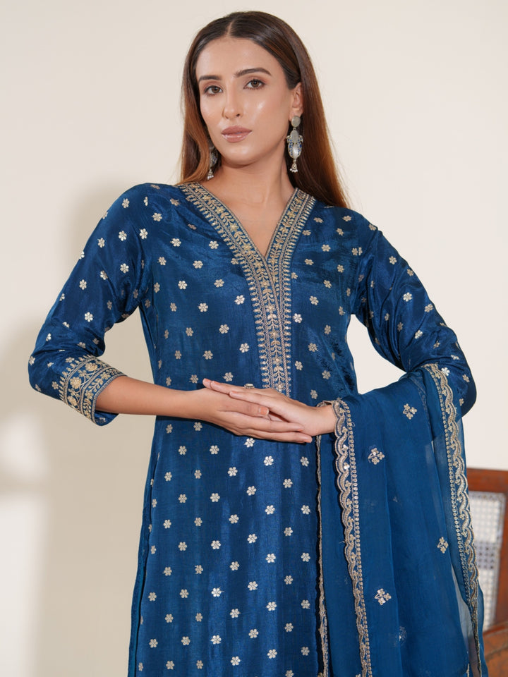 Palash Casal Full Work Suit Set