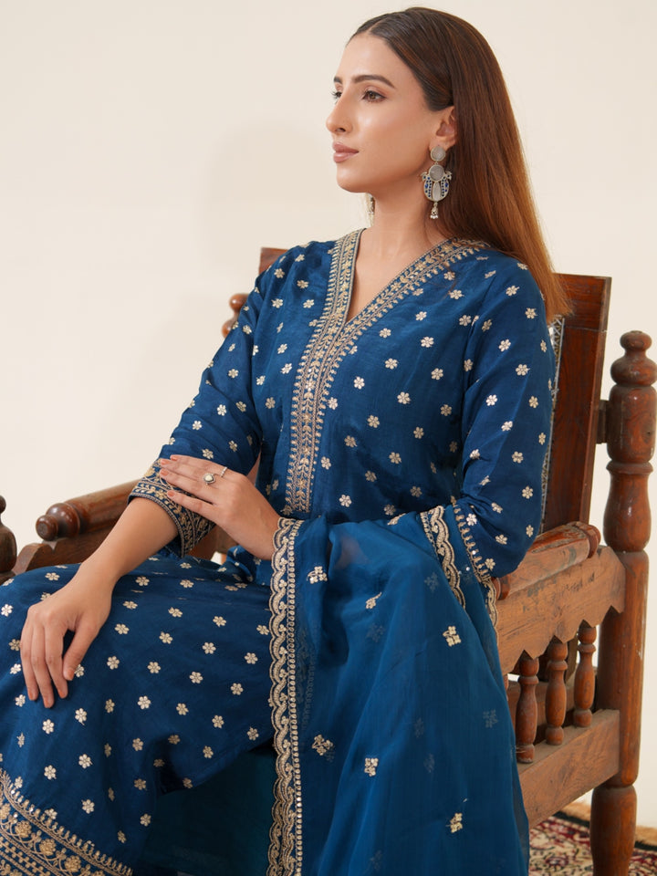 Palash Casal Full Work Suit Set