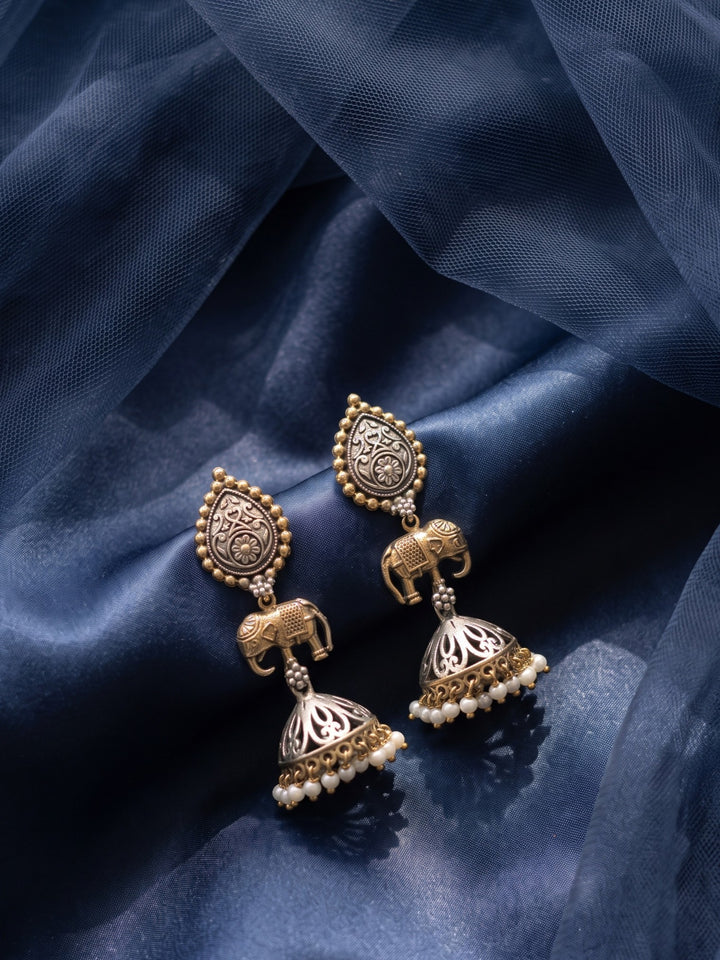 Kumud Oxidised Earrings