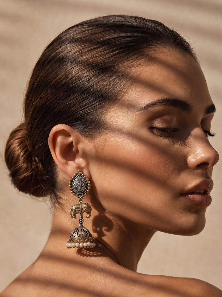 Kumud Oxidised Earrings