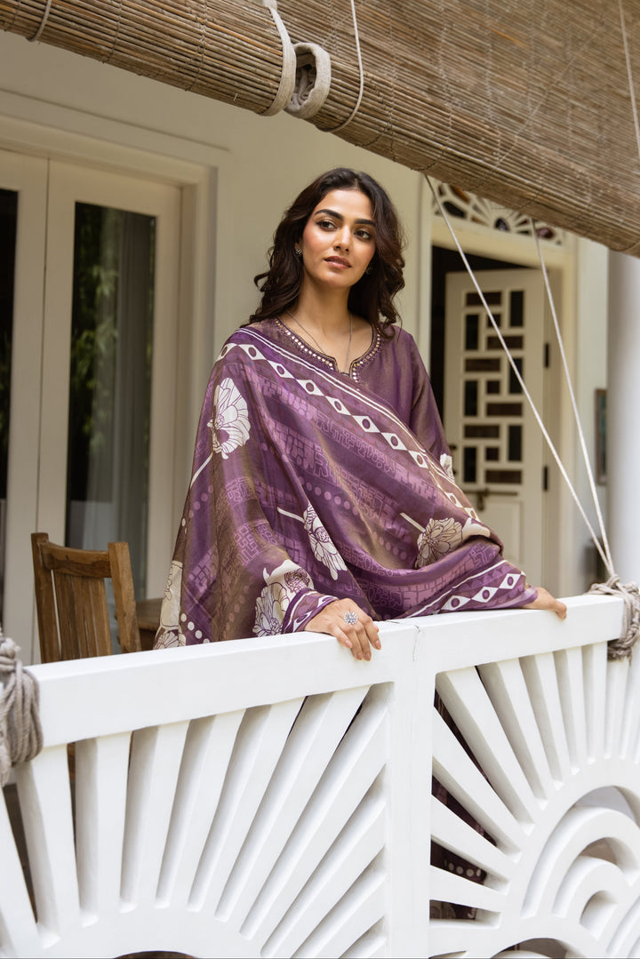 Bakul lily Premium Shimmer Suit set