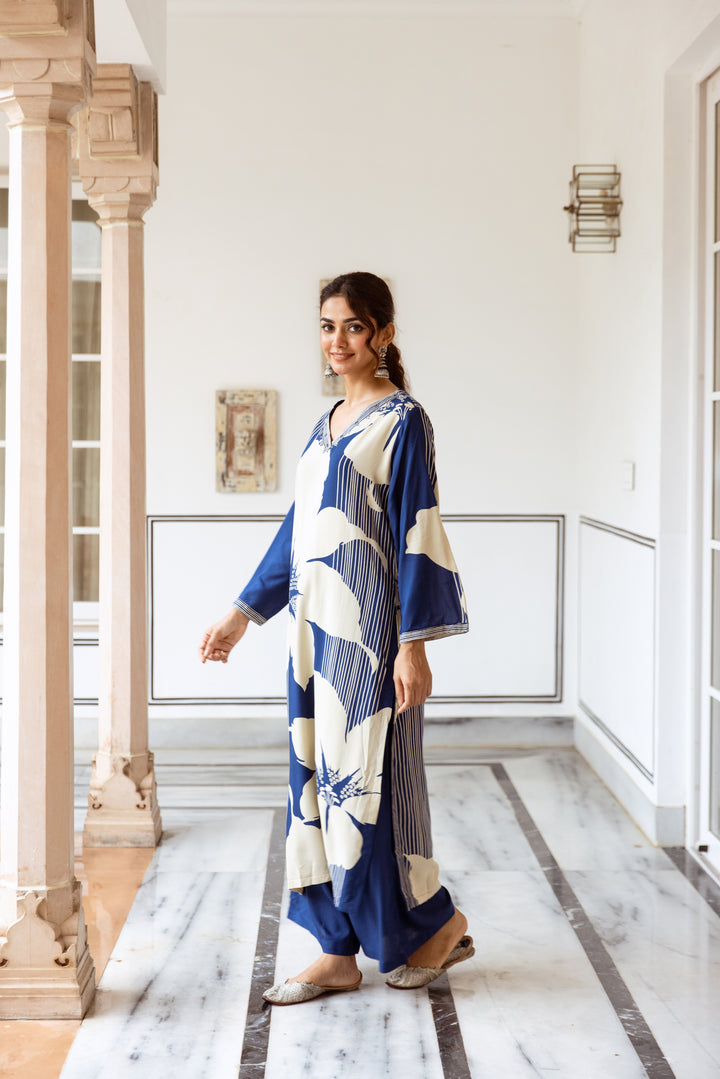 Prapti Indigo Printed Kurta Pant Set