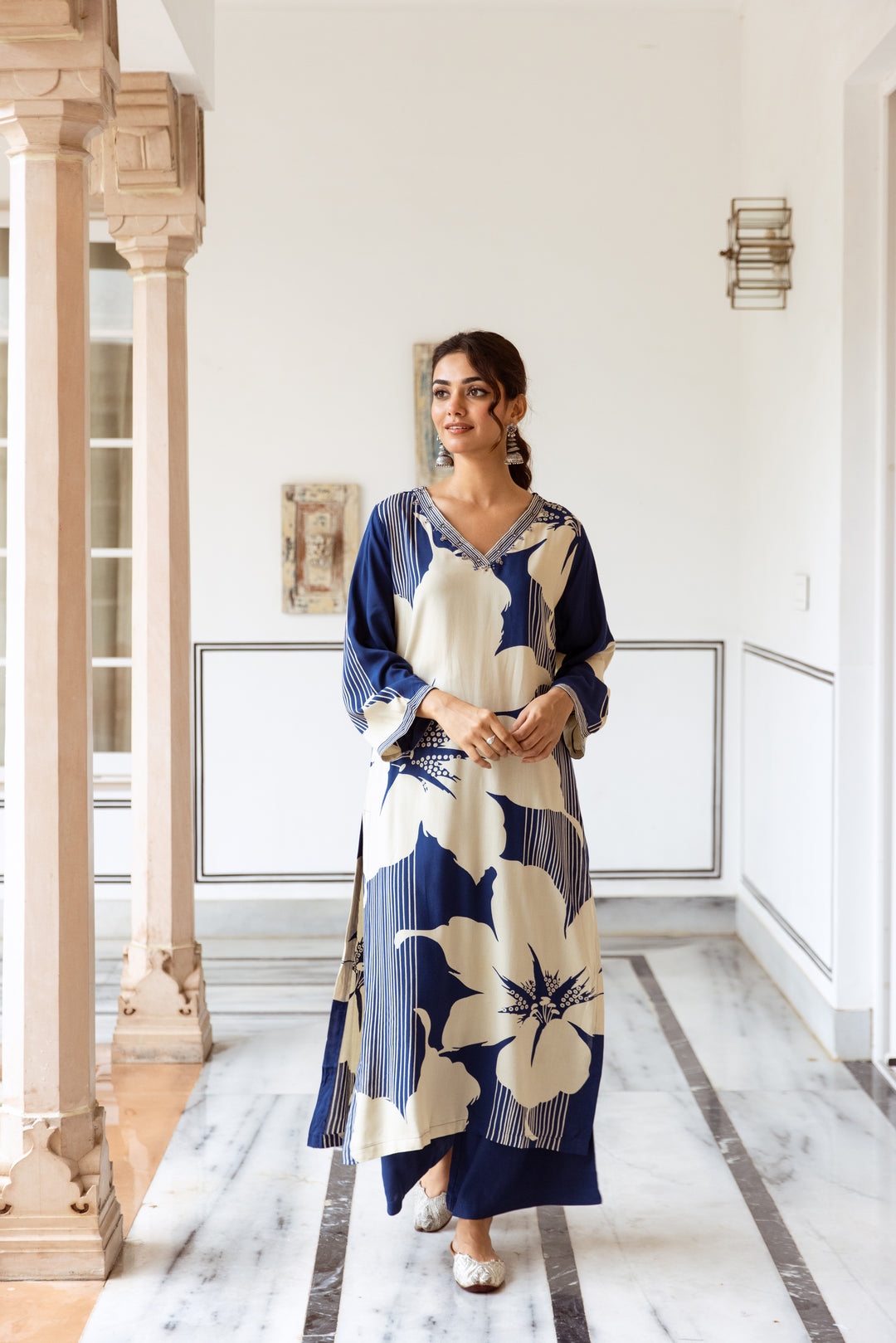 Prapti Indigo Printed Kurta Pant Set