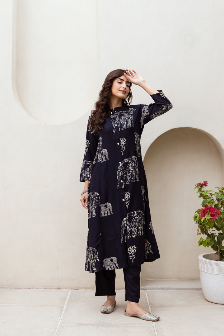 Shimoni Raven Elephant Kurta pant Set