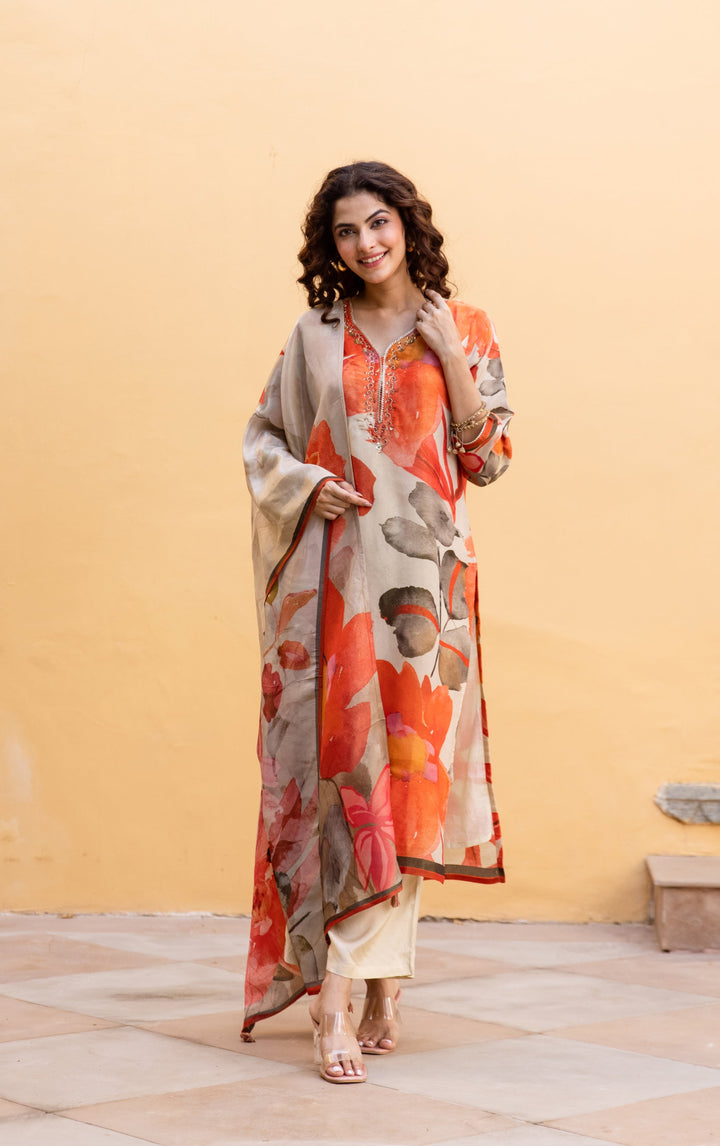 Bakul kesri premium shimmer suit set